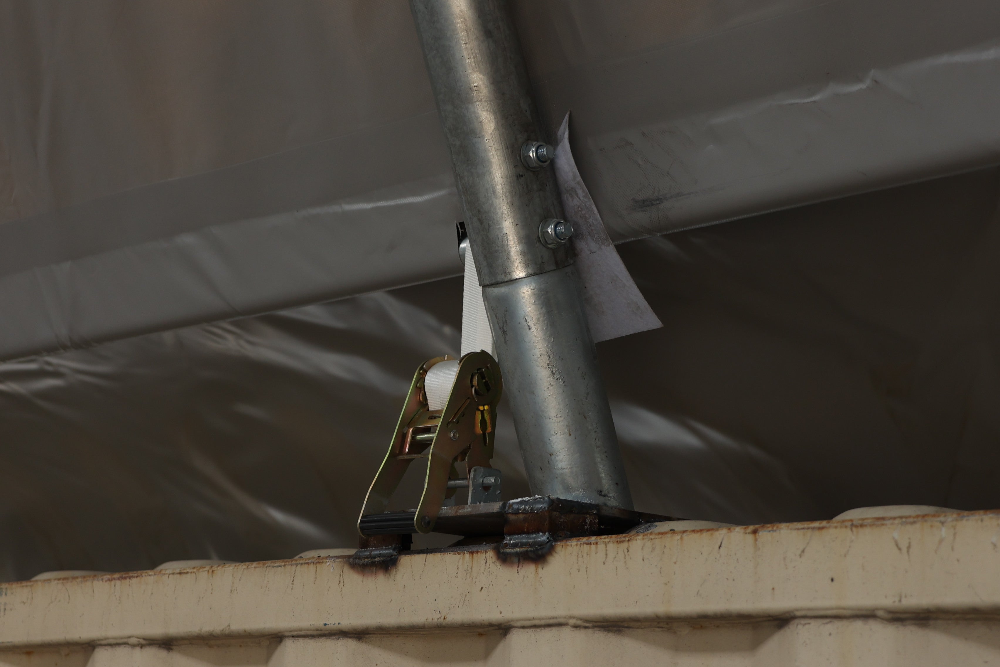 Pensiline per container - 33 piedi x 40 piedi x 12 piedi (10 m x 12 m x 3,6 m)