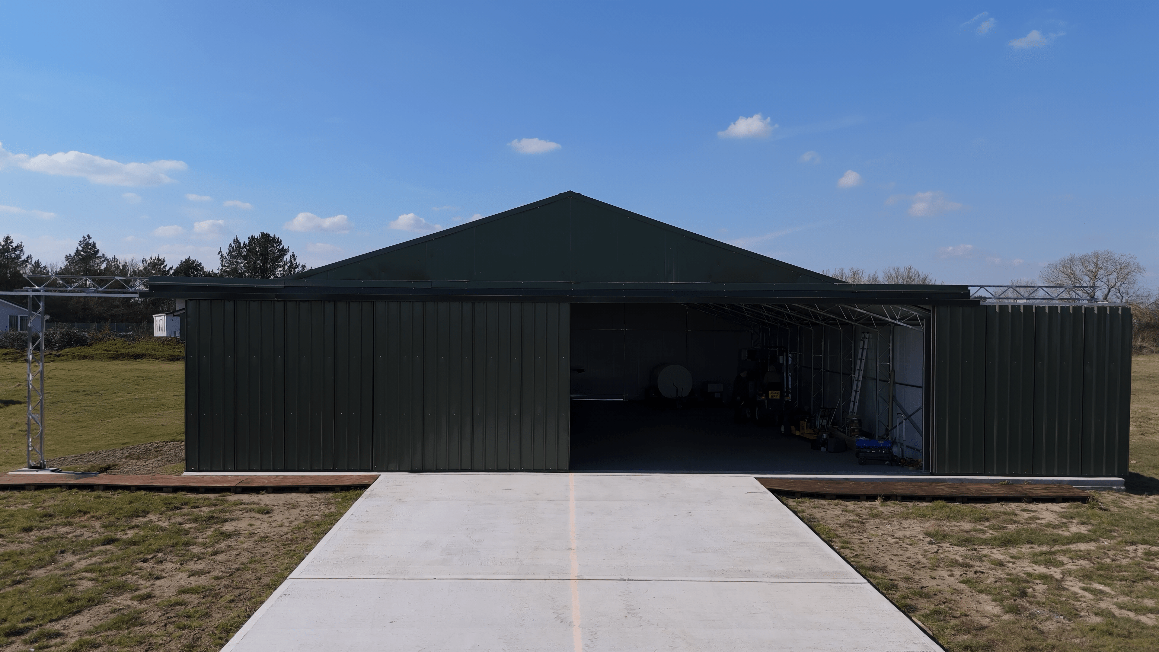 Hangar per aerei in acciaio