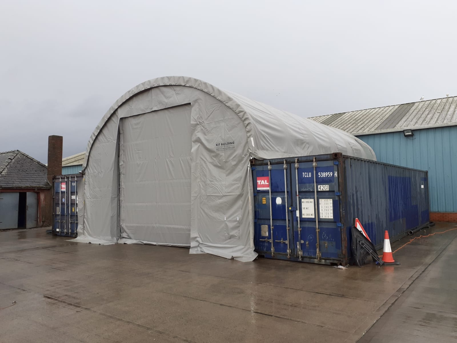 Pensiline per container - 33 piedi x 40 piedi x 12 piedi (10 m x 12 m x 3,6 m)