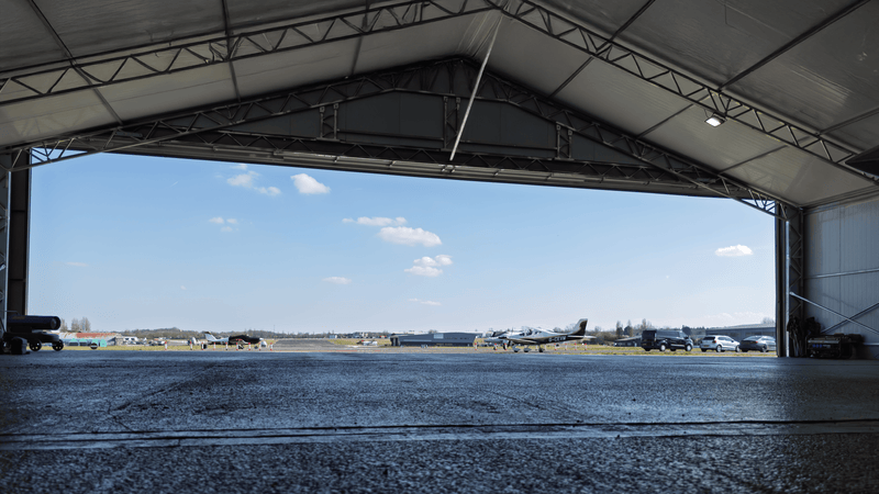 Hangar per aerei in acciaio