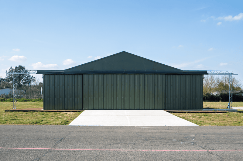 Hangar per aerei in acciaio