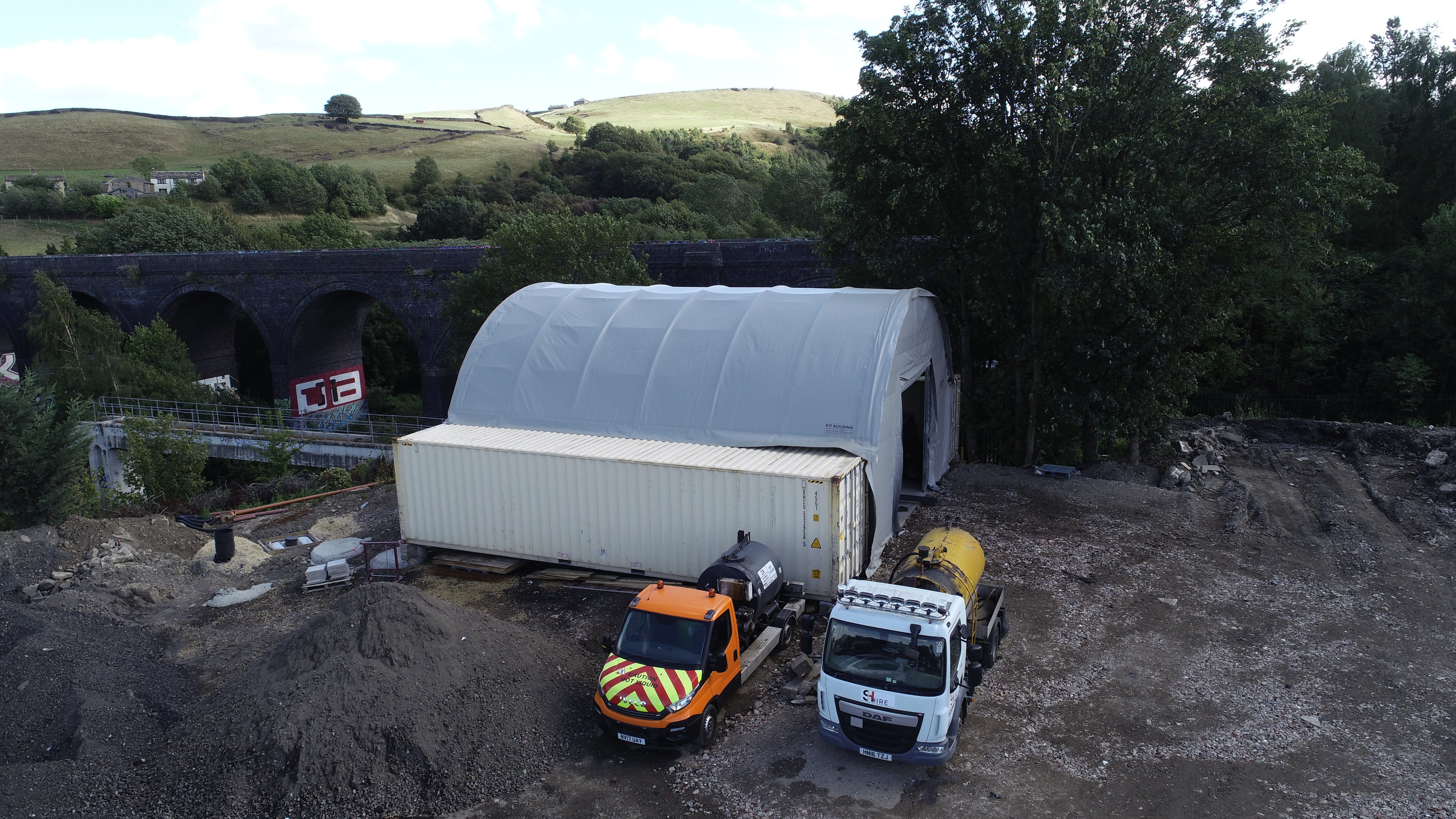 Pensiline per container - 40 piedi x 40 piedi x 15 piedi (12 m x 12 m x 4,5 m)
